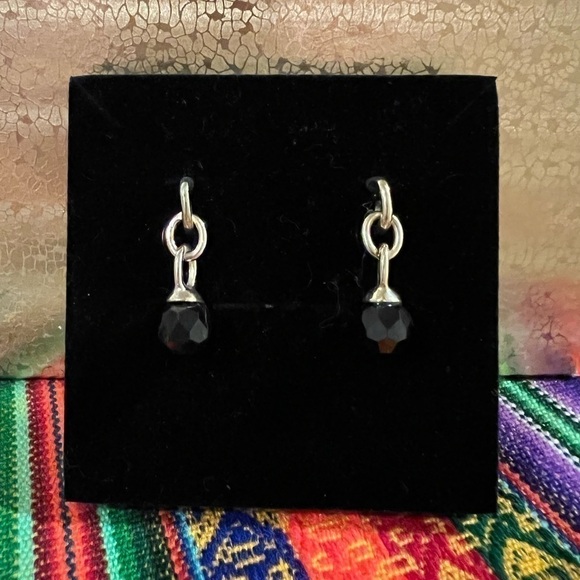 GOLD and black dangle earrings - Picture 1 of 4